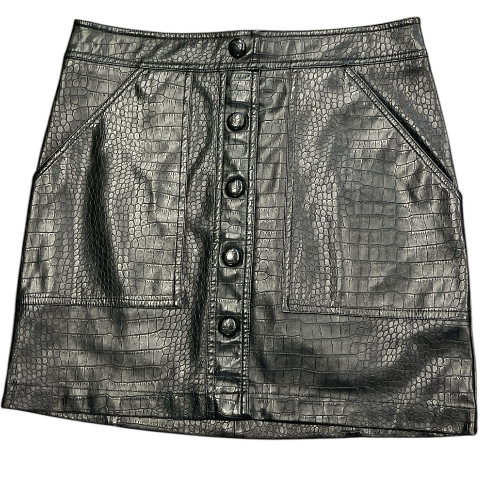 Catherine Malandrano SZ 4 black faux leather crocodile skin pattern mini skirt